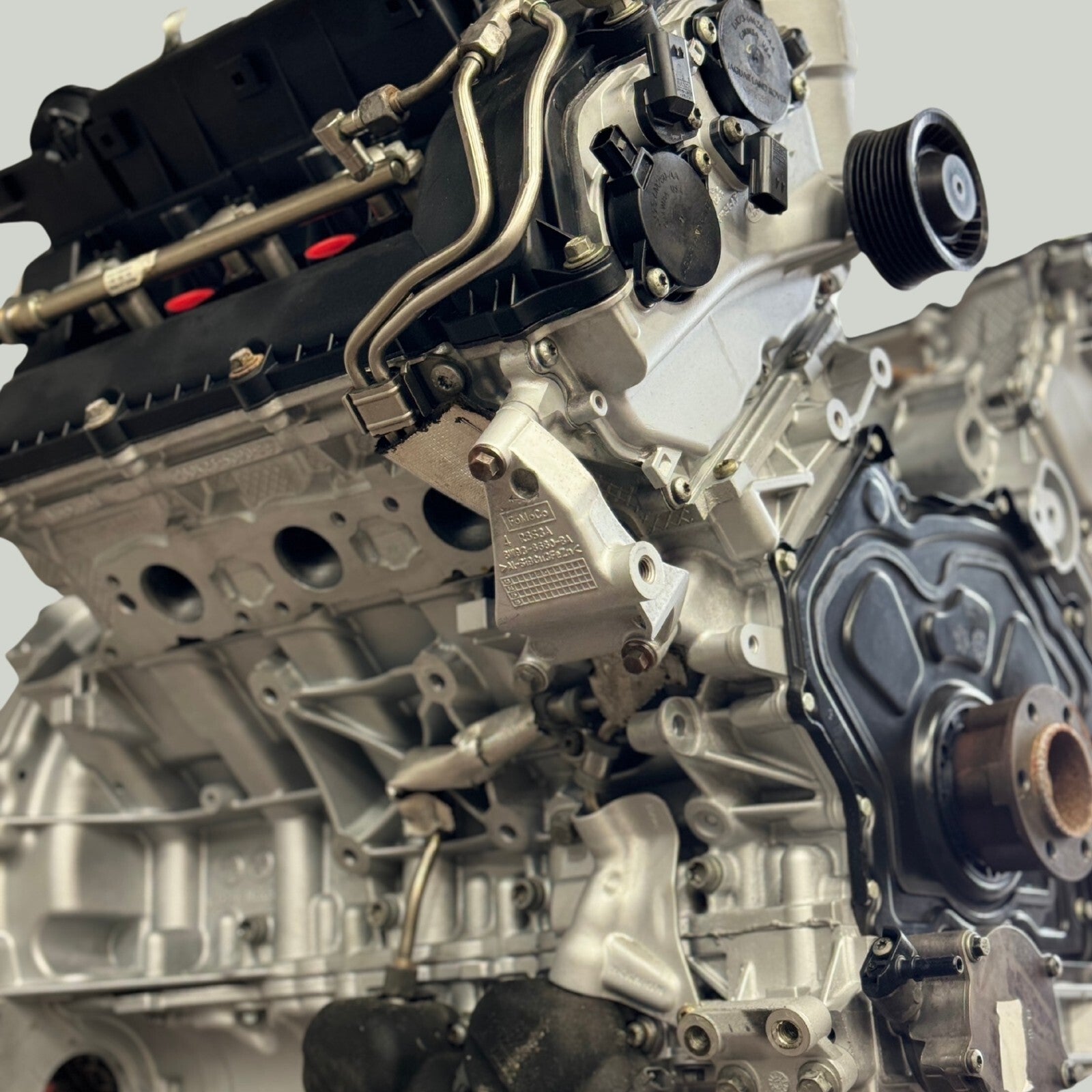 Fully Remanufactured V6 SC 3.0L Range Rover – All-New Parts 1 Year Warranty!